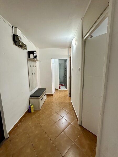 Drumul Taberei, zona Ghencea decomandat, bloc reabilitat, constructie 1982,